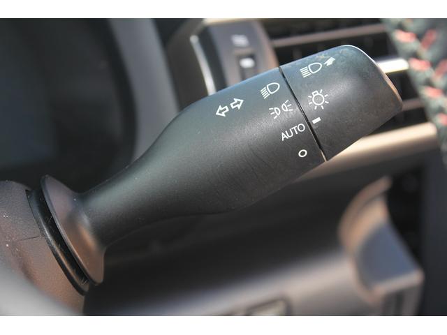 ＩＳ ＩＳ２００ｔ　Ｆスポーツ　修復歴無し・３年保証・後期モデル・禁煙車・新品コーティング施工済・赤シート・純正ワイドナビ・レクサスセーフティシステムプラス・純正ドライブレコーダー・シートヒーター・３眼ＬＥＤライト・ＢＳＭ・ＥＴＣ（22枚目）