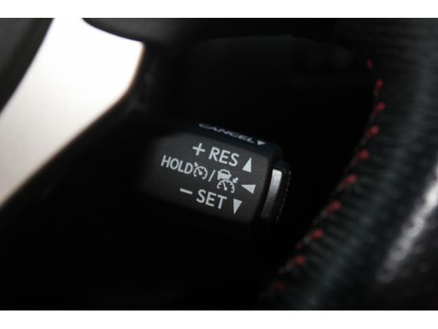 ＩＳ ＩＳ２００ｔ　Ｆスポーツ　修復歴無し・３年保証・後期モデル・禁煙車・新品コーティング施工済・赤シート・純正ワイドナビ・レクサスセーフティシステムプラス・純正ドライブレコーダー・シートヒーター・３眼ＬＥＤライト・ＢＳＭ・ＥＴＣ（25枚目）