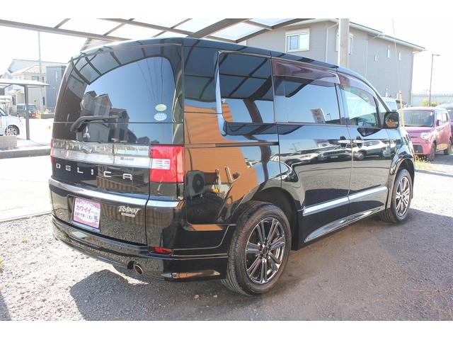 デリカＤ：５ ローデスト　Ｇ　パワーパッケージ　修復歴無し・禁煙車・後期モデル・７人乗りキャプテンシート・後席フリップダウンモニター・純正オプションＲＡＹＺ１８インチメッキアルミ・両側電動スライドドア・スマートキー・ローデストフルエアロ・ＥＴＣ（6枚目）