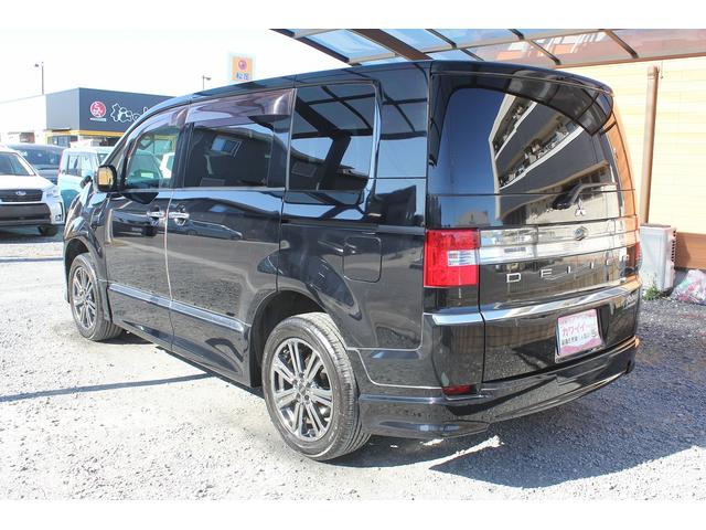 デリカＤ：５ ローデスト　Ｇ　パワーパッケージ　修復歴無し・禁煙車・後期モデル・７人乗りキャプテンシート・後席フリップダウンモニター・純正オプションＲＡＹＺ１８インチメッキアルミ・両側電動スライドドア・スマートキー・ローデストフルエアロ・ＥＴＣ（7枚目）