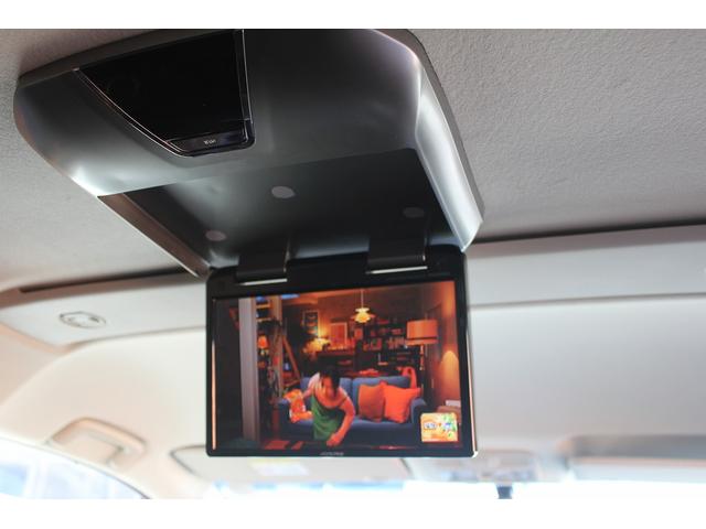 デリカＤ：５ ローデスト　Ｇ　パワーパッケージ　修復歴無し・禁煙車・後期モデル・７人乗りキャプテンシート・後席フリップダウンモニター・純正オプションＲＡＹＺ１８インチメッキアルミ・両側電動スライドドア・スマートキー・ローデストフルエアロ・ＥＴＣ（18枚目）