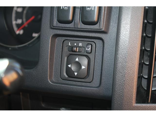 デリカＤ：５ ローデスト　Ｇ　パワーパッケージ　修復歴無し・禁煙車・後期モデル・７人乗りキャプテンシート・後席フリップダウンモニター・純正オプションＲＡＹＺ１８インチメッキアルミ・両側電動スライドドア・スマートキー・ローデストフルエアロ・ＥＴＣ（26枚目）