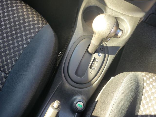 ノート ライダー　アイドルストップ　ＡＢＳ　キーレス　エアバック　パワーステアリング　スマートキー＆プッシュスタート　衝突安全ボディ　エアコン　パワーウィンドウ　盗難防止システム　助手席エアバック　ＥＴＣ（30枚目）