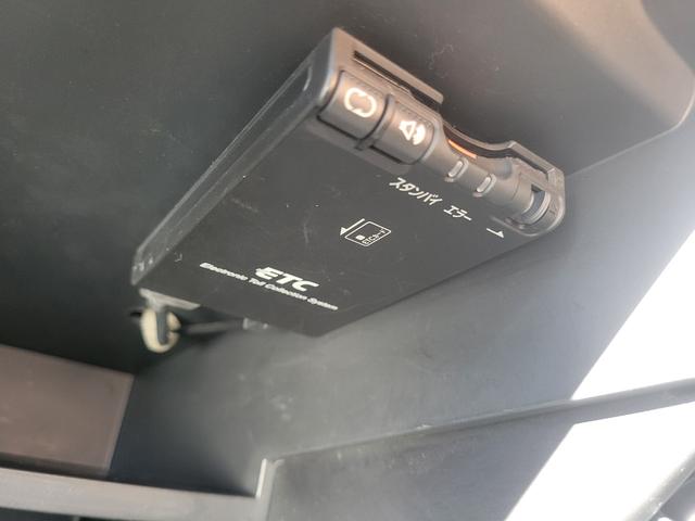 ノート ライダー　アイドルストップ　ＡＢＳ　キーレス　エアバック　パワーステアリング　スマートキー＆プッシュスタート　衝突安全ボディ　エアコン　パワーウィンドウ　盗難防止システム　助手席エアバック　ＥＴＣ（34枚目）