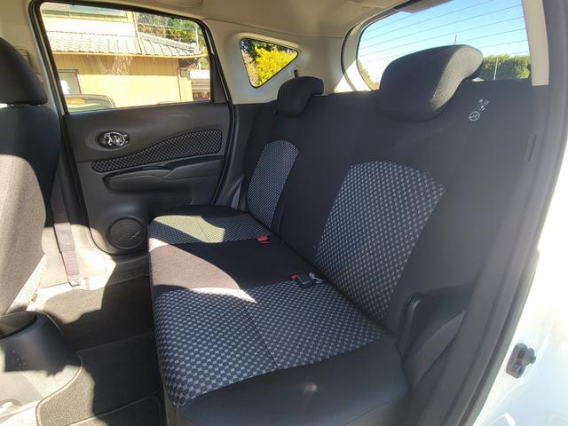 ノート ライダー　アイドルストップ　ＡＢＳ　キーレス　エアバック　パワーステアリング　スマートキー＆プッシュスタート　衝突安全ボディ　エアコン　パワーウィンドウ　盗難防止システム　助手席エアバック　ＥＴＣ（40枚目）