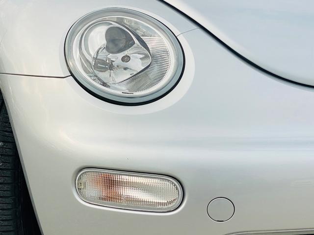 ニュービートルカブリオレ ベースグレード　本革シート　アルミホイール　ＥＴＣ　ポータブルナビ　運転席助手席エアバッグ　盗難防止システム（66枚目）