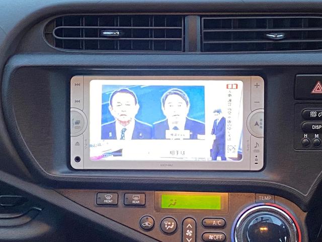 アクア Ｓ　ナビ　ＴＶ　ＥＴＣ　アイドリングストップ　キーレス　ＡＢＳ　衝突安全ボディ　運転席助手席エアバッグ（4枚目）