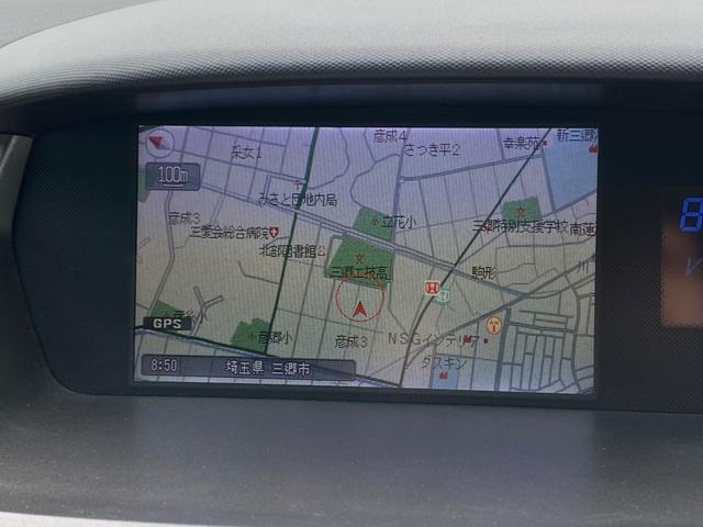 オデッセイ アブソルート　ナビ　バックカメラ　ＥＴＣ　アルミホイール　スマートキー　盗難防止システム　ＡＢＳ　エアバッグ（6枚目）