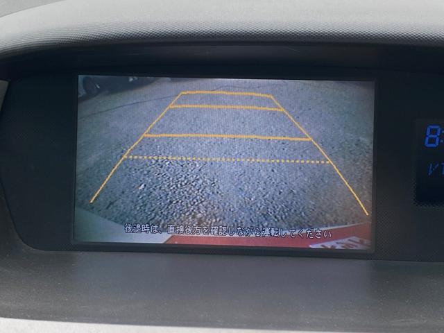 オデッセイ アブソルート　ナビ　バックカメラ　ＥＴＣ　アルミホイール　スマートキー　盗難防止システム　ＡＢＳ　エアバッグ（10枚目）