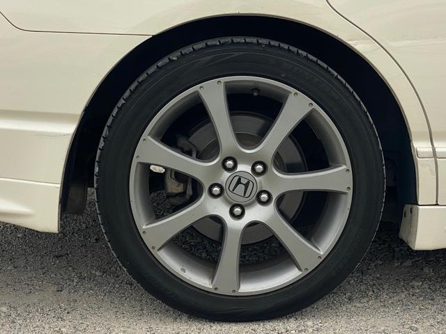 オデッセイ アブソルート　ナビ　バックカメラ　ＥＴＣ　アルミホイール　スマートキー　盗難防止システム　ＡＢＳ　エアバッグ（76枚目）