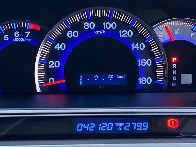 オデッセイ アブソルート　ナビゲーション　ＴＶ　バックカメラ　キーレス　エアコン　パワーステアリング　パワーウィンドウ　運転席エアバッグ　助手席エアバッグ（18枚目）