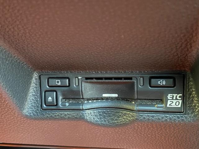 ヤリスクロス ハイブリッドＺ　ＥＴＣ　Ｂｌｕｅｔｏｏｔｈ　キーレスエントリー　スマートキー　４ＷＤ　パワーシート　シートヒーター　バックカメラ	全周囲カメラ　バックカメラ　全周囲カメラ　ＳＤナビ　ＵＳＢ入力端子（18枚目）