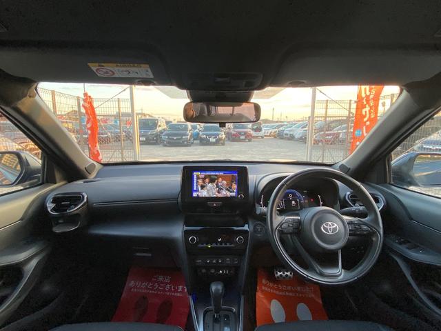 ヤリスクロス ハイブリッドＺ　ＥＴＣ　Ｂｌｕｅｔｏｏｔｈ　キーレスエントリー　スマートキー　４ＷＤ　パワーシート　シートヒーター　バックカメラ	全周囲カメラ　バックカメラ　全周囲カメラ　ＳＤナビ　ＵＳＢ入力端子（21枚目）