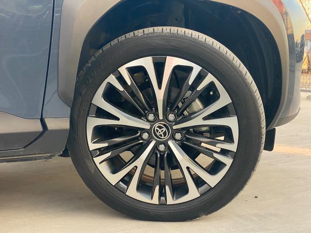 ヤリスクロス ハイブリッドＺ　ＥＴＣ　Ｂｌｕｅｔｏｏｔｈ　キーレスエントリー　スマートキー　４ＷＤ　パワーシート　シートヒーター　バックカメラ	全周囲カメラ　バックカメラ　全周囲カメラ　ＳＤナビ　ＵＳＢ入力端子（45枚目）