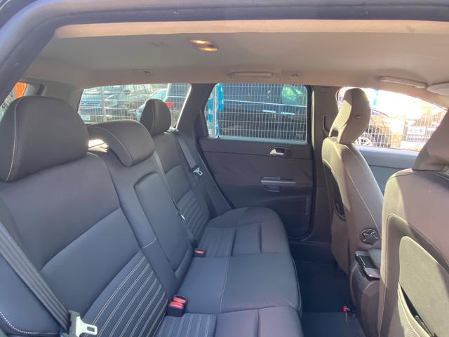 Ｖ５０ ２．４アクティブ　右ハンドル　ＣＤ　ＡＢＳ　盗難防止システム　運転席エアバッグ　助手席エアバッグ　サイドエアバッグ　エアコン　パワーステアリング　パワーウィンドウ　ＡＷ１６インチ（58枚目）