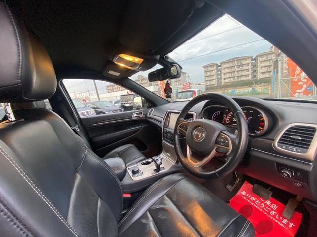 ジープ・グランドチェロキー リミテッド　ナビ　ＣＤ　４ＷＤ　盗難防止システム　ＡＢＳ　運転席エアバッグ　助手席エアバッグ　サイドエアバッグ　パワーシート　エアコン　パワーステアリング　パワーウィンドウ　ＨＩＤ　オートクルーズコントロール（15枚目）