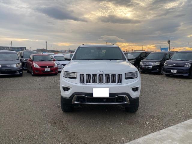 ジープ・グランドチェロキー リミテッド　ナビ　ＣＤ　４ＷＤ　盗難防止システム　ＡＢＳ　運転席エアバッグ　助手席エアバッグ　サイドエアバッグ　パワーシート　エアコン　パワーステアリング　パワーウィンドウ　ＨＩＤ　オートクルーズコントロール（42枚目）