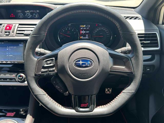 ＷＲＸ ＳＴＩ ＳＴＩ　ＭＴ車／ウルトラスエード・本革／ＢｒｅｍｂｏＳＴＩロゴキャリパー／左右独立オートエアコン／ヘッドライトワッシャー／純正１８ＡＷ／ダウンヒルアシストコントロール／センターデフロック／フルセグ（15枚目）