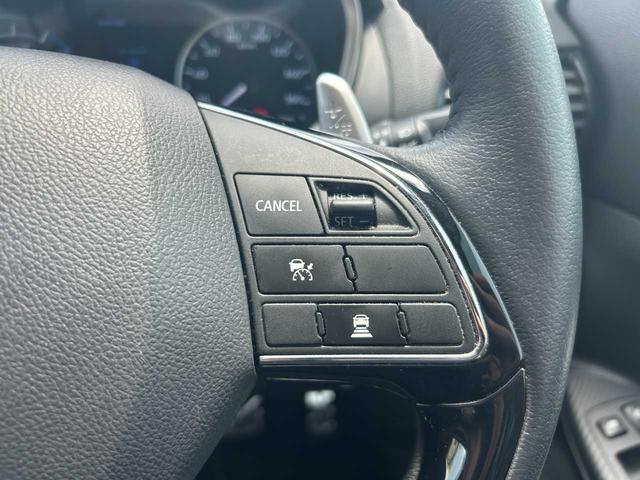 エクリプスクロスＰＨＥＶ Ｐ　ツインルーフ／Ａｐｐｌｅ　ＣａｒＰｌａｙ／ルーフレール／Ｓ－ＡＷＣ／ｅ－アシスト／アラウンドビューモニター／左右独立オートエアコン／シートヒーター／ハンドルヒーター／ダウンヒルアシストコントロール（15枚目）