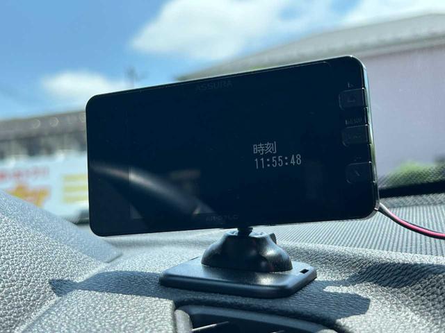 エクリプスクロスＰＨＥＶ Ｐ　ツインルーフ／Ａｐｐｌｅ　ＣａｒＰｌａｙ／ルーフレール／Ｓ－ＡＷＣ／ｅ－アシスト／アラウンドビューモニター／左右独立オートエアコン／シートヒーター／ハンドルヒーター／ダウンヒルアシストコントロール（21枚目）