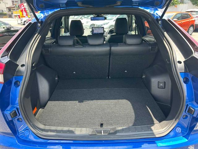 エクリプスクロスＰＨＥＶ Ｐ　ツインルーフ／Ａｐｐｌｅ　ＣａｒＰｌａｙ／ルーフレール／Ｓ－ＡＷＣ／ｅ－アシスト／アラウンドビューモニター／左右独立オートエアコン／シートヒーター／ハンドルヒーター／ダウンヒルアシストコントロール（34枚目）