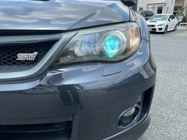 インプレッサ ＷＲＸ　ＳＴｉ　６速ＭＴ／エアロ／ＨＫＳマフラー／ツインスクロールターボ／ドライバーズコントロールセンターデフ／ＨＩＤヘッドランプ／フロントフォグランプ／ヘッドランプウォッシャー／ダウンヒルアシストコントロール（40枚目）