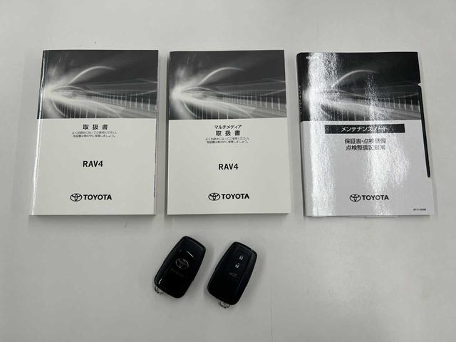 RAV4 ハイブリッドアドベンチャー オフロードパッケージII パノラミックビューモニター/デジタルインナーミラー/ラゲッジルーム/寒冷地仕様/コーナーセンサー/ブラインドスポットモニター/リアフォグランプ/合皮スポーティシート/純正ナビ/Bluetooth(2枚目)