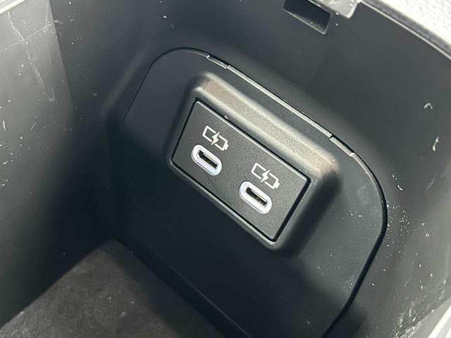 RAV4 ハイブリッドアドベンチャー オフロードパッケージII パノラミックビューモニター/デジタルインナーミラー/ラゲッジルーム/寒冷地仕様/コーナーセンサー/ブラインドスポットモニター/リアフォグランプ/合皮スポーティシート/純正ナビ/Bluetooth(20枚目)