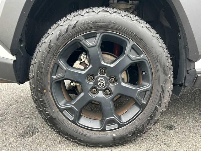 RAV4 ハイブリッドアドベンチャー オフロードパッケージII パノラミックビューモニター/デジタルインナーミラー/ラゲッジルーム/寒冷地仕様/コーナーセンサー/ブラインドスポットモニター/リアフォグランプ/合皮スポーティシート/純正ナビ/Bluetooth(48枚目)