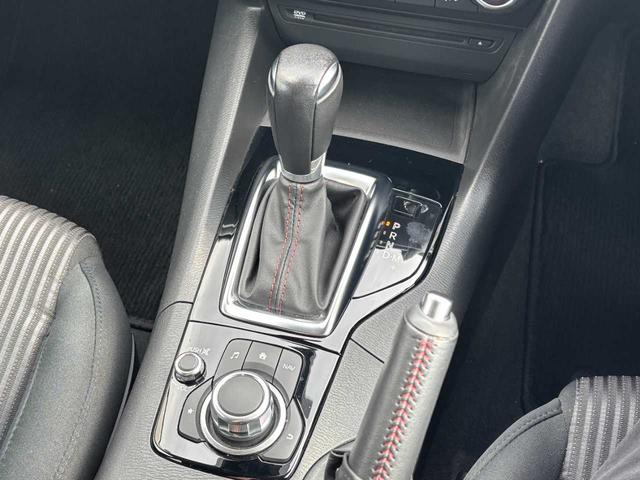 アクセラスポーツ 20Sツーリング 純正ナビ/バックモニター/フルセグ/ETC/Mモード付/パドルシフト/アクティブドライビングディスプレイ/リアビークルモニタリングシステム/クリアランスソナー/レーンキープアシスト/純正18AW(8枚目)