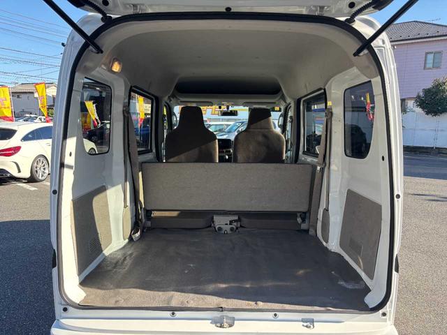 スクラム ＰＡ　５ＭＴ／４ＷＤ／ＥＴＣ／社外１２ＡＷ／横滑り防止／寒冷地仕様／両側スライドドア／エアコン／車両取説／保証書（18枚目）