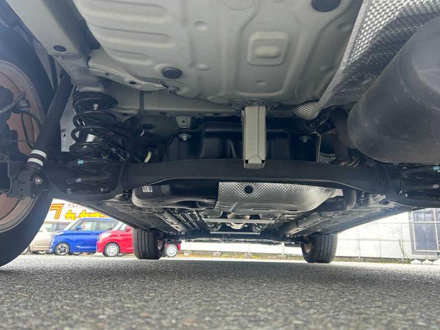 カローラクロス Ｓ　ＢＳＭ／純正９インチナビ／パノラミックビューモニター／フルセグ／ＡＣＣ／Ｔ－Ｃｏｎｎｅｃｔ／クリアランスソナー／衝突被害軽減／レーンキープ／横滑り防止／純正１７ＡＷ／ＥＴＣ２．０／前後ドラレコ／ＥＴＣ（38枚目）