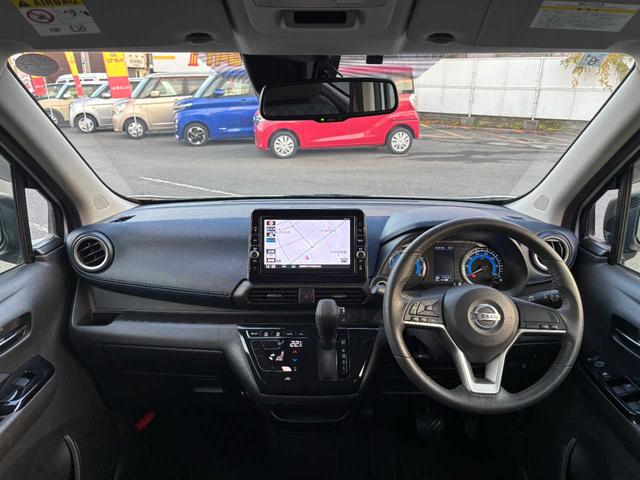 デイズ ハイウェイスター　Ｘ　純正ＳＤナビ／全周囲カメラ／禁煙車／フルセグＴＶ／クリアランスソナー／衝突軽減／レーンキープ／横滑り防止／純正ドラレコ／ＥＴＣ／Ｂｌｕｅｔｏｏｔｈ／スマートキー／取扱説明書／保証書／記録簿／スペアキー（3枚目）