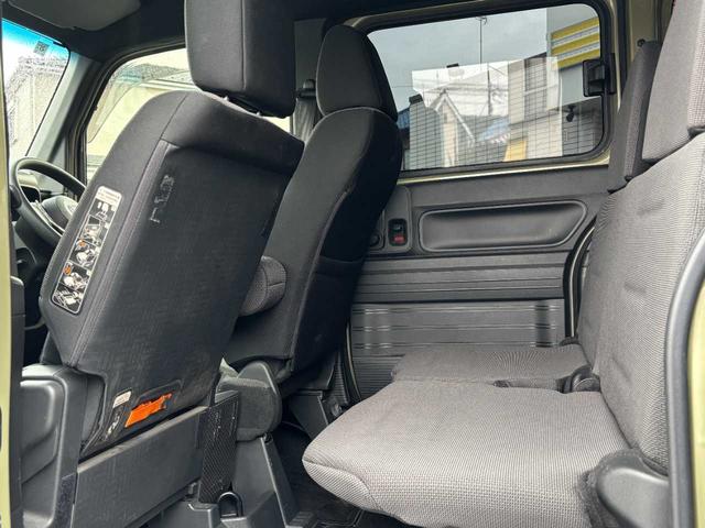 気になるような汚れやへたりなどのダメージはなく、良好な状態です。