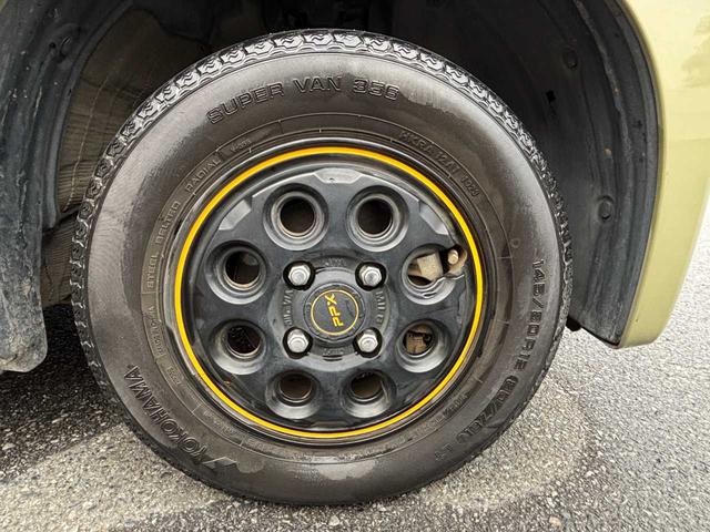 タイヤ・ホイールも、車の個性を決める重要パーツ！☆このままでも勿論、ドレスアップなどにより、更にスタイリッシュにする事も可能です！