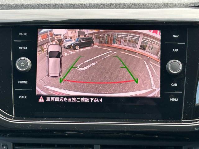 Ｔ－クロス ＴＳＩ　１ｓｔプラス　純正ナビ／ＡｐｐｌｅＣａｒＰｌａｙ／クリアランスソナー／バックカメラ／クルコン／衝突軽減／レーンキープ／横滑防止／置くだけ充電／Ｐアシスト／ＢＳＭ／前後ドラレコ／フルセグ／ＥＴＣ２．０／スマートキー（5枚目）