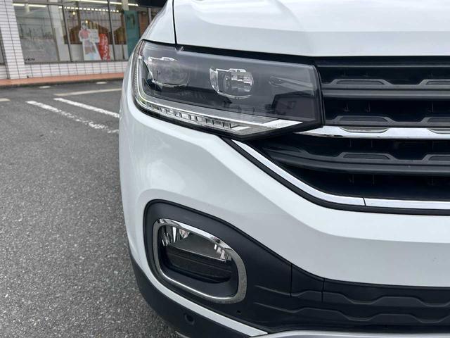 Ｔ－クロス ＴＳＩ　１ｓｔプラス　純正ナビ／ＡｐｐｌｅＣａｒＰｌａｙ／クリアランスソナー／バックカメラ／クルコン／衝突軽減／レーンキープ／横滑防止／置くだけ充電／Ｐアシスト／ＢＳＭ／前後ドラレコ／フルセグ／ＥＴＣ２．０／スマートキー（36枚目）