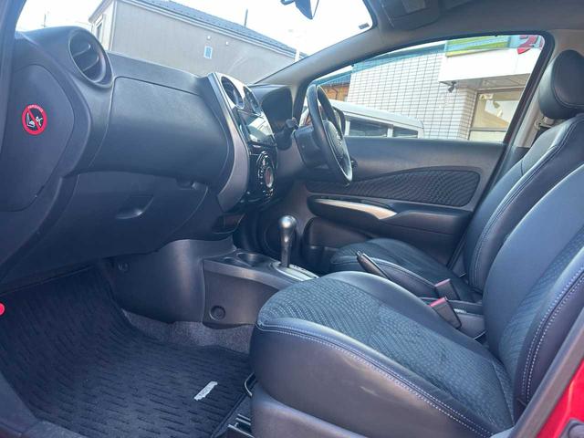 ノート メダリスト　ＳＤナビ／全周囲カメラ／フルセグＴＶ／ドラレコ／ＥＴＣ／ＨＤＭＩ／オートエアコン／オートライト／アイドリングストップ／Ｂｌｕｅｔｏｏｔｈ／スマートキー／取扱説明書／保証書／記録簿／スペアキー（18枚目）