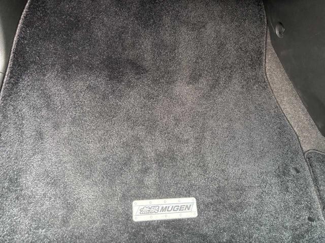 オデッセイ アブソルート・EXアドバンス インターナビシステム/リアエンターテイメントシステム/全周囲カメラ/無限フロアマット/ホンダセンシング/ハーフレザー/両側電動スライド/フリップダウンモニター/純正ナビ/純正18インチAW/ETC(3枚目)