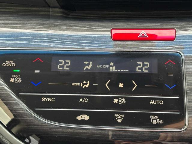 オデッセイ アブソルート・EXアドバンス インターナビシステム/リアエンターテイメントシステム/全周囲カメラ/無限フロアマット/ホンダセンシング/ハーフレザー/両側電動スライド/フリップダウンモニター/純正ナビ/純正18インチAW/ETC(10枚目)