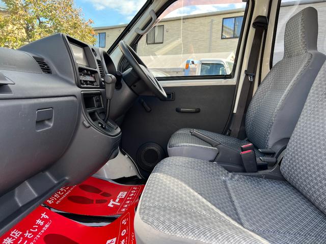 ハイゼットカーゴ スペシャル　４ＡＴ　集中ドアロック　エアコンコンプレッサー交換済　フィルター内蔵高圧側パイプ（エアコン配管）交換済　ナビ　テレビ　バックモニター　ＥＴＣ　ドライブレコーダー　コムテック　ＤＣ－ＤＲ４１２　修復歴無（13枚目）