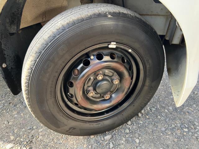 ハイゼットカーゴ スペシャル　４ＡＴ　集中ドアロック　エアコンコンプレッサー交換済　フィルター内蔵高圧側パイプ（エアコン配管）交換済　ナビ　テレビ　バックモニター　ＥＴＣ　ドライブレコーダー　コムテック　ＤＣ－ＤＲ４１２　修復歴無（25枚目）