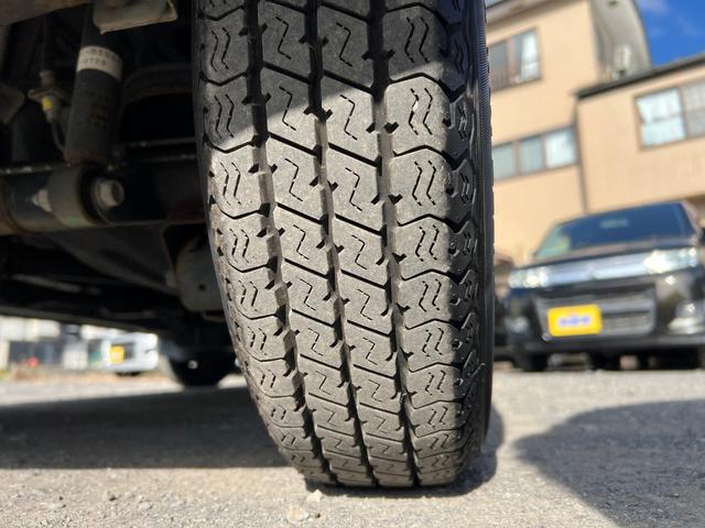 ハイゼットカーゴ スペシャル　４ＡＴ　集中ドアロック　エアコンコンプレッサー交換済　フィルター内蔵高圧側パイプ（エアコン配管）交換済　ナビ　テレビ　バックモニター　ＥＴＣ　ドライブレコーダー　コムテック　ＤＣ－ＤＲ４１２　修復歴無（30枚目）