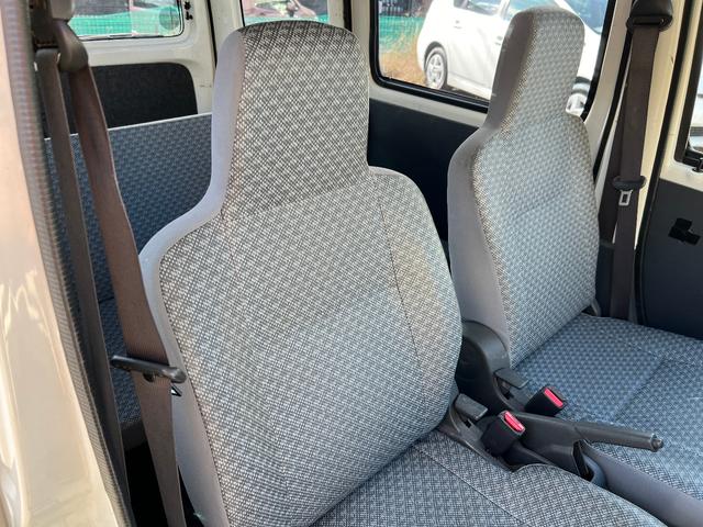 ハイゼットカーゴ スペシャル　４ＡＴ　集中ドアロック　エアコンコンプレッサー交換済　フィルター内蔵高圧側パイプ（エアコン配管）交換済　ナビ　テレビ　バックモニター　ＥＴＣ　ドライブレコーダー　コムテック　ＤＣ－ＤＲ４１２　修復歴無（39枚目）