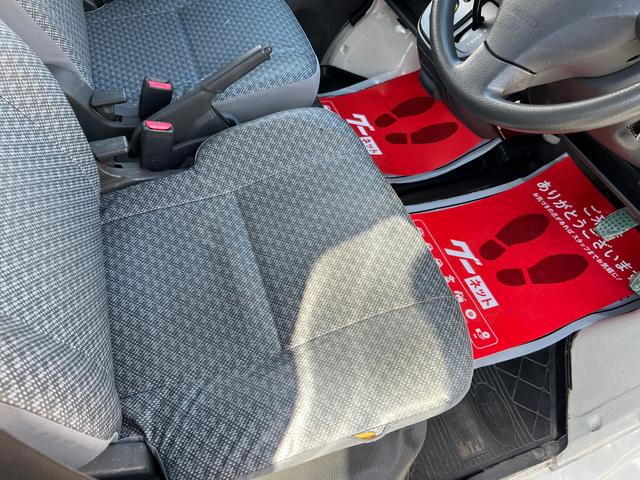 ハイゼットカーゴ スペシャル　４ＡＴ　集中ドアロック　エアコンコンプレッサー交換済　フィルター内蔵高圧側パイプ（エアコン配管）交換済　ナビ　テレビ　バックモニター　ＥＴＣ　ドライブレコーダー　コムテック　ＤＣ－ＤＲ４１２　修復歴無（40枚目）