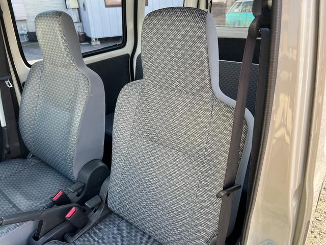 ハイゼットカーゴ スペシャル　４ＡＴ　集中ドアロック　エアコンコンプレッサー交換済　フィルター内蔵高圧側パイプ（エアコン配管）交換済　ナビ　テレビ　バックモニター　ＥＴＣ　ドライブレコーダー　コムテック　ＤＣ－ＤＲ４１２　修復歴無（43枚目）