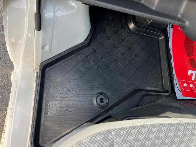 ハイゼットカーゴ スペシャル　４ＡＴ　集中ドアロック　エアコンコンプレッサー交換済　フィルター内蔵高圧側パイプ（エアコン配管）交換済　ナビ　テレビ　バックモニター　ＥＴＣ　ドライブレコーダー　コムテック　ＤＣ－ＤＲ４１２　修復歴無（45枚目）