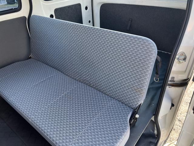 ハイゼットカーゴ スペシャル　４ＡＴ　集中ドアロック　エアコンコンプレッサー交換済　フィルター内蔵高圧側パイプ（エアコン配管）交換済　ナビ　テレビ　バックモニター　ＥＴＣ　ドライブレコーダー　コムテック　ＤＣ－ＤＲ４１２　修復歴無（47枚目）