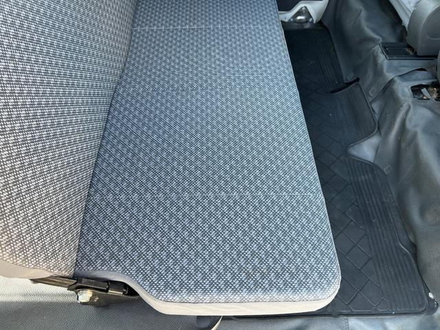 ハイゼットカーゴ スペシャル　４ＡＴ　集中ドアロック　エアコンコンプレッサー交換済　フィルター内蔵高圧側パイプ（エアコン配管）交換済　ナビ　テレビ　バックモニター　ＥＴＣ　ドライブレコーダー　コムテック　ＤＣ－ＤＲ４１２　修復歴無（51枚目）