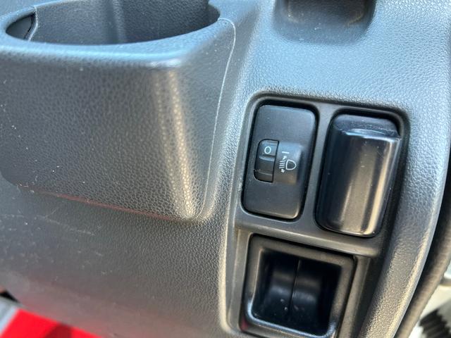 ハイゼットカーゴ スペシャル　４ＡＴ　集中ドアロック　エアコンコンプレッサー交換済　フィルター内蔵高圧側パイプ（エアコン配管）交換済　ナビ　テレビ　バックモニター　ＥＴＣ　ドライブレコーダー　コムテック　ＤＣ－ＤＲ４１２　修復歴無（57枚目）